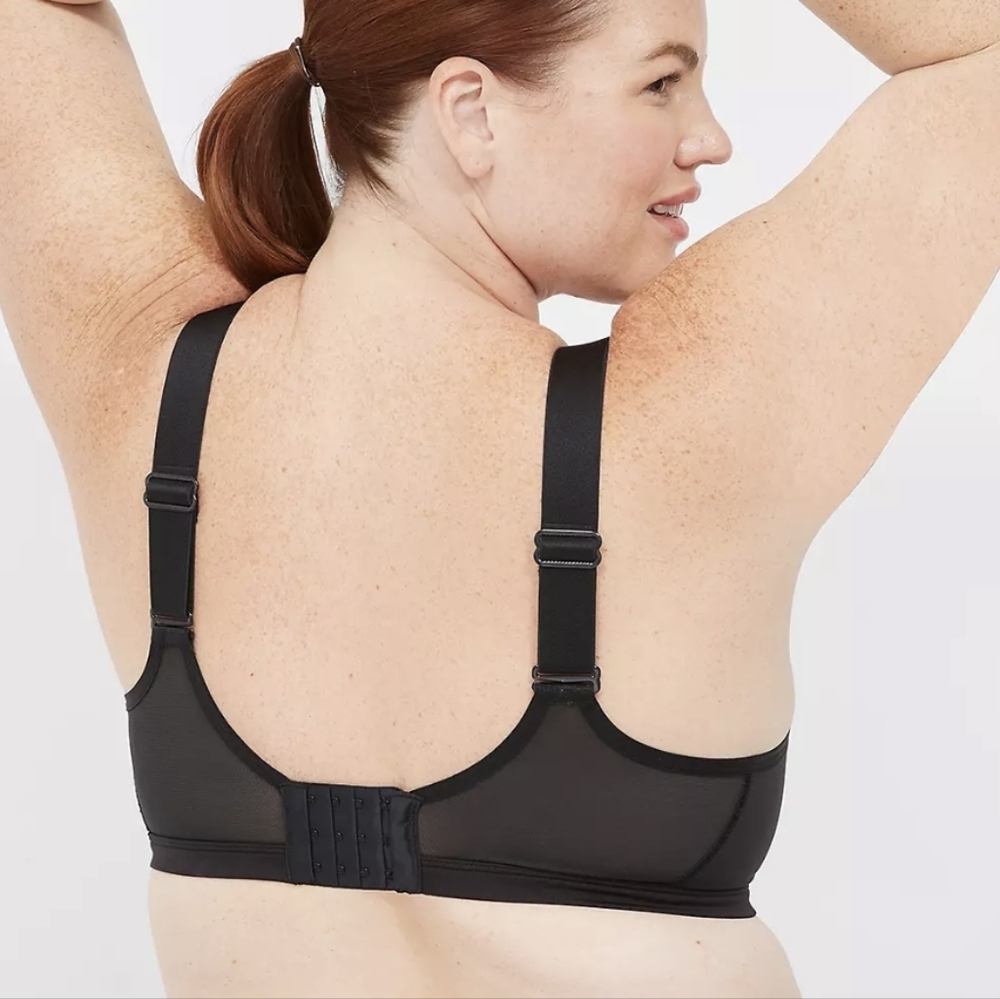 Livi High Impact Wicking Sports Bra View 2